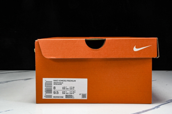 Nike Air Zoom Vomero Premium H02050 558 