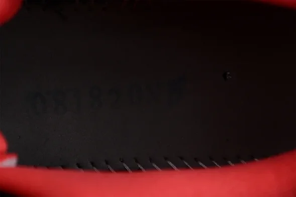 Nike Air Jordan 11 Low Bred 528896-012 