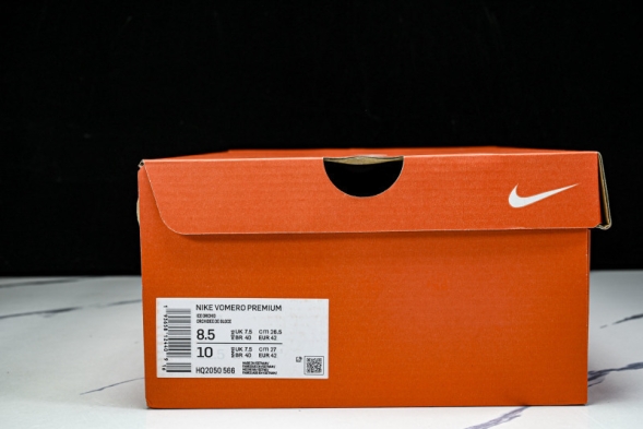 Nike Air Zoom Vomero Premium HQ2050-566 