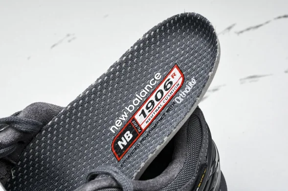 New Balance 1906 M1906RU 