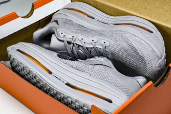 Nike Air Zoom Vomero Premium HQ2050 755 