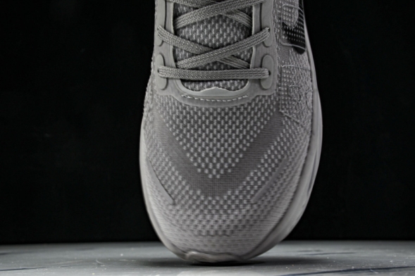 Nike Air Zoom Vomero Premium HQ2050 755 