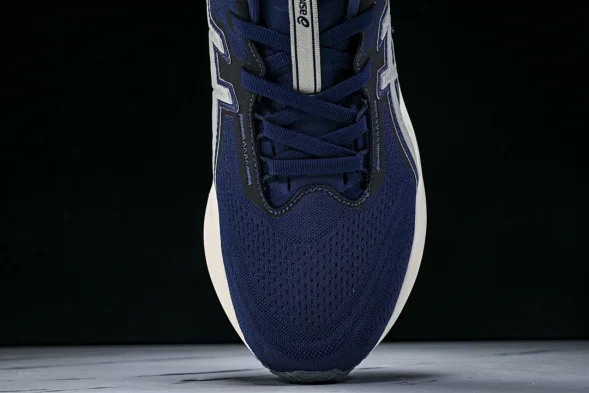 Asics Novablast 5 1011C027-400  