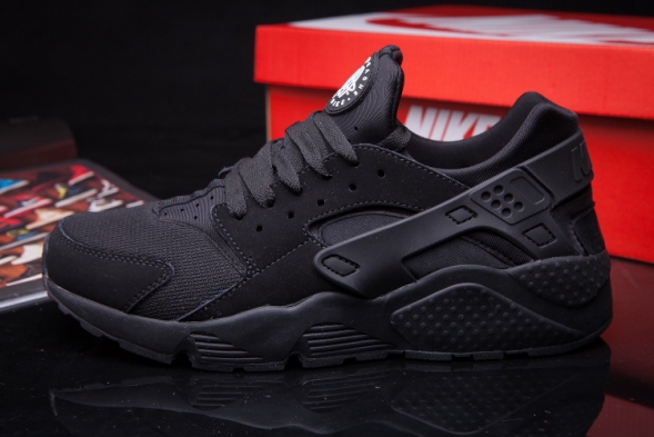 Nike Air Huarache LE All Black 