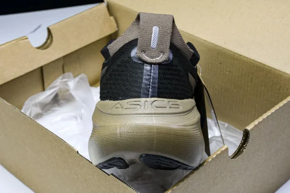 Asics Gel-Nimbus 27 1011C095-001 