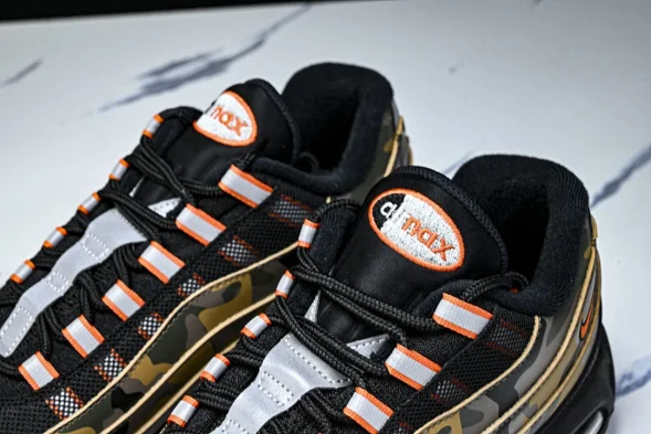 Nike Air Max 95 HQ1973-001 