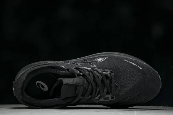 Asics Gel-Nimbus 27 1012B753 