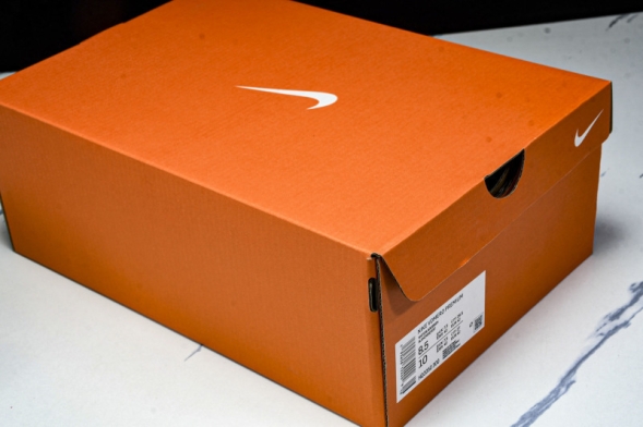 Nike Air Zoom Vomero Premium HQ2050-300 