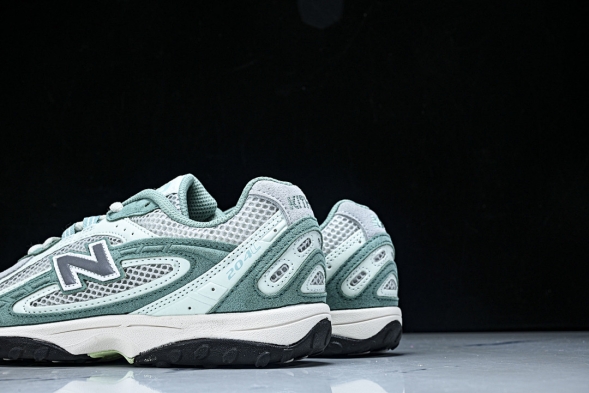 New Balance 204 U204LKTA 