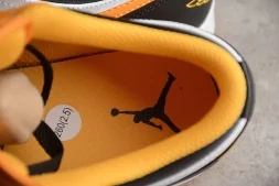 Nike Air Jordan 1 low 553558-70