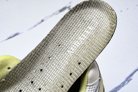 New Balance 2002R I2002RA1 