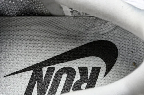 Nike Air Zoom Vomero Premium HM5973-603 