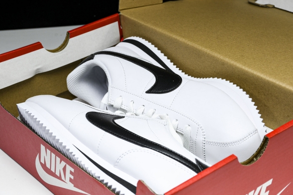Nike Cortez Classic DM4044 105 