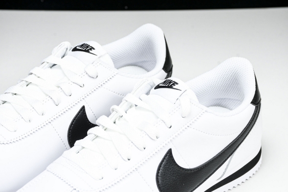 Nike Cortez Classic DM4044 105 