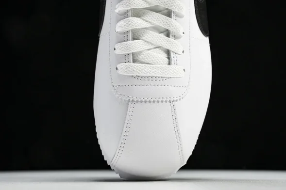 Nike Cortez Classic DM4044 105 
