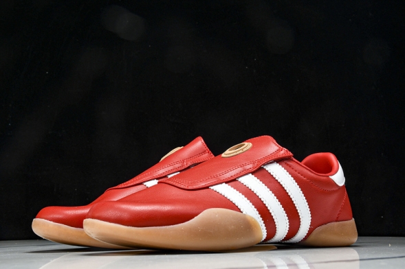 KITH x adidas Taekwondo Mei JR2646  