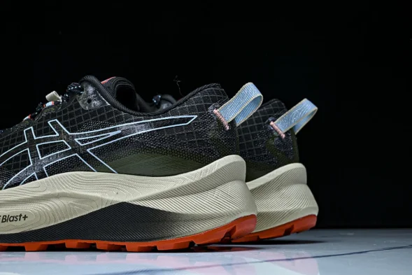 Asics Trabuco Max 3 1011B800-002 
