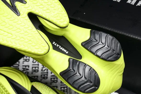 Puma FAST-R Nitro Elite 2 379554-01 