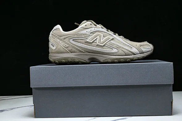 New Balance 204 U204LMMA 