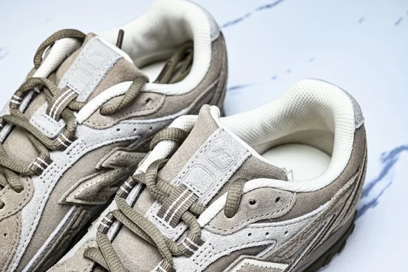 New Balance 204 U204LMMA 