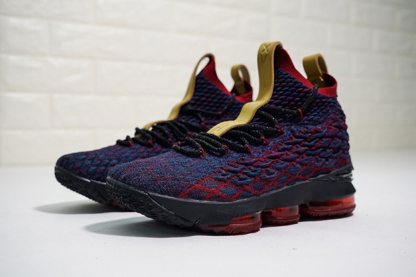 Nike LeBron 15 897649-300 