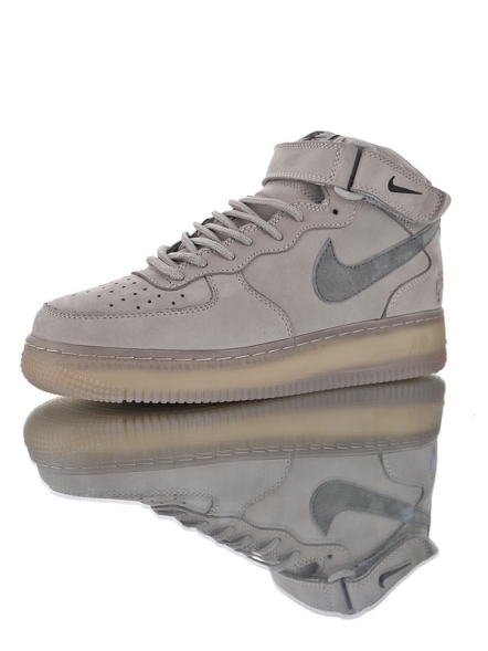 Reigning Champ x Nike Air Force 1 Mid &#039;07 