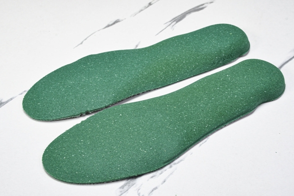 Nike ACG Mountain Fly 2 Low SP FZ3311 100 