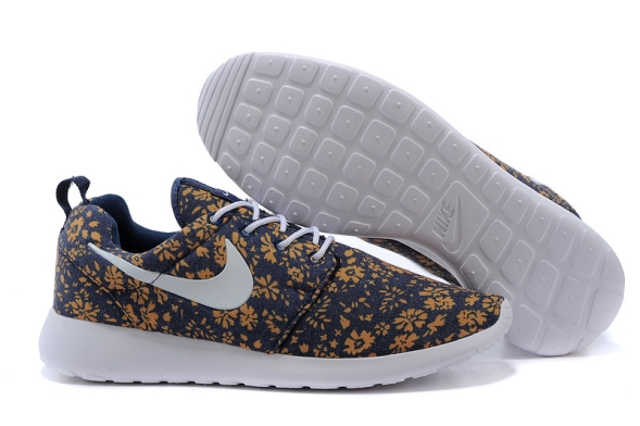 Nike Roshe Run Customs 