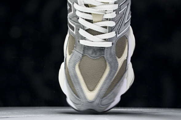 New Balance 9060 U9060LBA 
