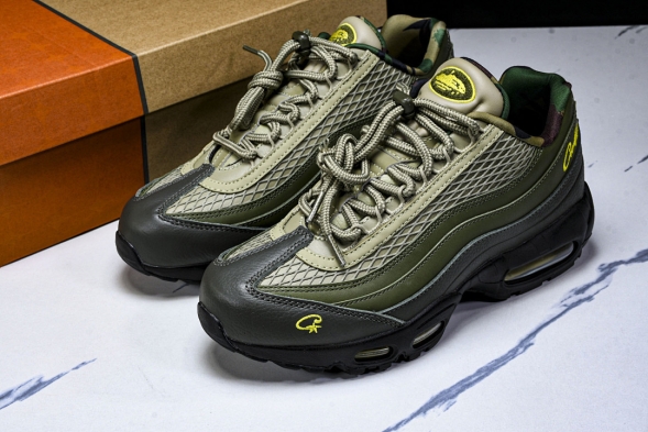 Nike Air Max 95 x Corteiz FB2709 300 