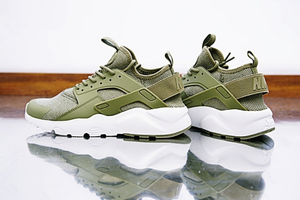 NIKE AIR HUARACHE RUN ULTRA ID 833147-20 