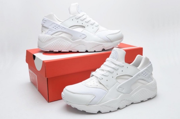 Nike Air Huarache LE Triple White  