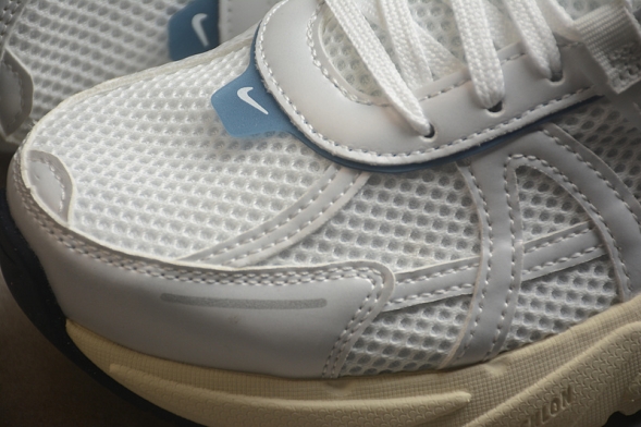 Nike V2K Runtekk Run FD0736 102 