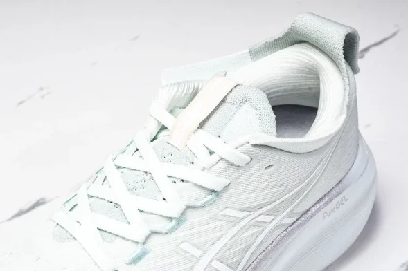 Asics Gel-Nimbus 27 1011B958-300 