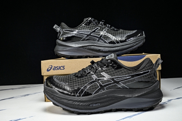 Asics Trabuco Max 3 1011B800-100 