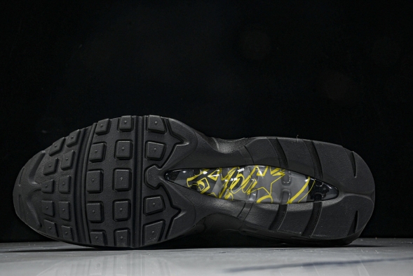 Nike Air Max 95 x Corteiz FB2709 003 