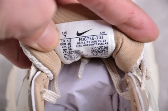 Nike V2K Runtekk Run FD0736-103 