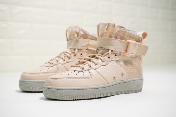 Nike SF Air Force 1 07 AA3966-800 